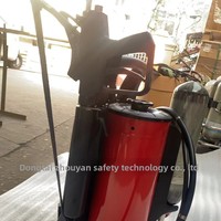 Senapan Pemadam Kebakaran Semprotan Air Halus Selang Pemadam Kebakaran Alat Pemadam Kebakaran Bergerak Sistem Serat Baja Bertekanan Tinggi yang Dipasang di Ransel