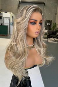 Perruque Lace Front sans colle et sans couture en cheveux européens couleur Balayage <span class=keywords><strong>Blond</strong></span> <span class=keywords><strong>Cendré</strong></span> Luxe avec filet Diamond pour femmes souffrant de perte de cheveux - Product Image 2