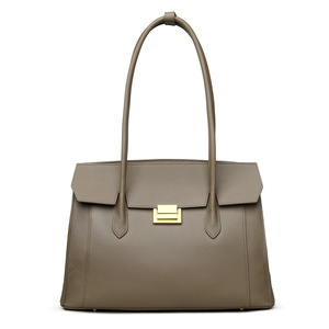 New Fashion Designer Crossbody Bags High Quality Genuine <b>Leather</b> Shoulder Messenger Bag Casual Totes Women Handbags and <b>Purses</b> - Product Image 1