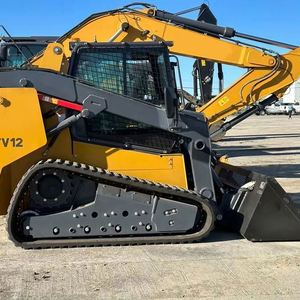 Chargeuse sur chenilles compacte XC7-TV12 de 1,2 tonne avec levage vertical, puissant moteur turbo Yanmar, hydraulique à haut débit, chenilles en caoutchouc, prête à l'emploi - Product Image 2