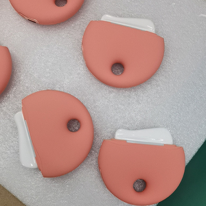 Mini elettrico personalizzato Gua Sha Board a luce rossa terapia massaggio termico con vibrazione intelligente massaggiatore per terapia di raschiatura con ago di pietra - Product Image 5