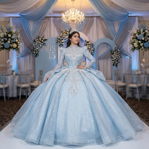 Robe de bal de Quinceañera Mc046 bleu glacé scintillant avec appliques, manches courtes, péplum, en tulle pailleté, pour soirée formelle - Product Image 1