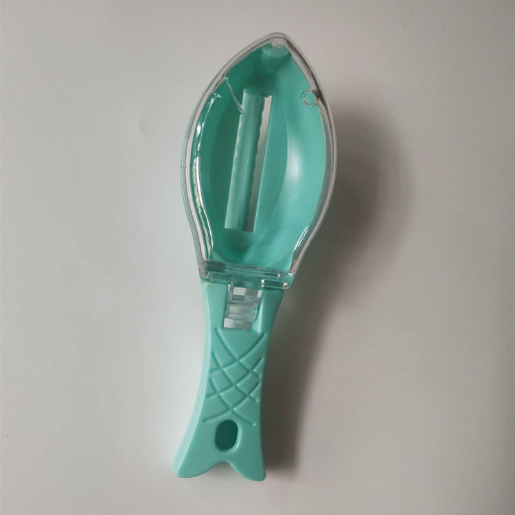 สีเขียวอ่อน