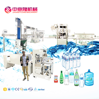 Complete turnkey productielijn voor flessenwater (2000-36000BPH), inclusief PET blaasvormen, 3-in-1 afvullen, etiketteren, verpakken en palletiseren.