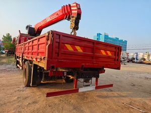 Camión Grúa Usado 2018 4x2 con Caja de Carga de 5.7m, Capacidad de Elevación de 10 Toneladas, Brazo Recto de 5 Secciones, para Instalación de Equipos y Negocios de <span class=keywords><strong>Alquiler</strong></span> - Product Image 5