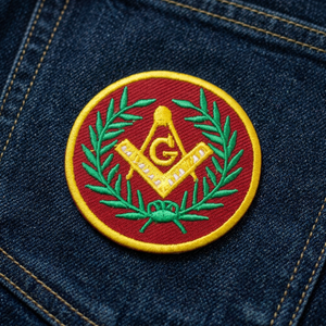 Écusson maçonnique Rouge Étoile et Compas, broderie machine, écologique, taille personnalisée, thermocollant, badges et insignes francs-maçons - Product Image 3