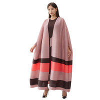 Abaya Traditionnelle Musulmane pour Femmes, Grande Taille, Respirante, Infroissable, Légère, en Polyester, Longueur Cheville, Manches Longues, Col en V, ODM