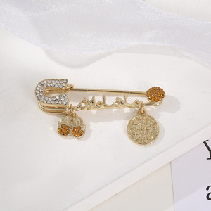 Broche de Segurança Mashallah, Amuletos Islâmicos Muçulmanos de Mão e Pé <span class=keywords><strong>Hamsa</strong></span>, Alfinete de Lapela para Hijab e Abaya, Presente de Joia para Ramadã e Eid - Product Image 4