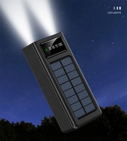 Nouvelle arrivée, batterie solaire portable étanche 20000mAh avec sortie Micro USB 5W, quatre câbles intégrés pour une utilisation en extérieur