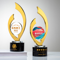 Nouveau design personnalisé gravé cristal métal trophée verre prix trophée blanc prix