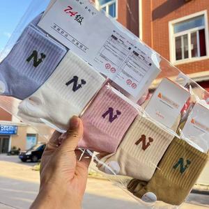 <span class=keywords><strong>ถุงเท้า</strong></span>ลำลองกีฬาสไตล์วิทยาลัยเอวสูงสำหรับผู้หญิงชุดวิ่งใหม่สำหรับฤดูใบไม้ร่วงฤดูหนาวผ้าฝ้ายผสมตัวอักษร - Product Image 1