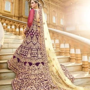ชุดแต่งงานยาวถึงพื้นสไตล์ปากีสถานอันหรูหราของอินเดียพร้อมงาน zardozi หนัก | ออกแบบ2019 - Product Image 5