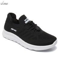 Chaussures de sport pour hommes et étudiants, vente en gros directe d'usine 2026, baskets d'été à motif rayé en maille pour la course à pied