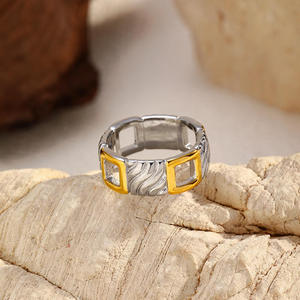 Tùy Chỉnh Hai Tone <span class=keywords><strong>Ring</strong></span> Cho Phụ Nữ Vàng Mạ Thép Không Gỉ Đồ Trang Sức Thời Trang Stackable Ban Nhạc Thiết Kế Có Thể Điều Chỉnh Thoải Mái Phù Hợp - Product Image 3