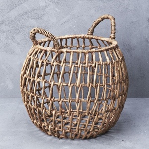 ตะกร้าใส่ของจากหญ้าทะเลสานแฮนด์เมดคุณภาพสูงส่งตรงจากเวียดนามสำหรับการจัดระเบียบในบ้านขายส่ง - Product Image 3