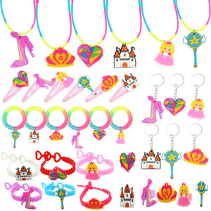 Bán Buôn Biểu Tượng Tùy Chỉnh Thiết Kế Phim Hoạt Hình Keychain Vòng Đeo Tay Tó<span class=keywords><strong>c</strong></span> Clip PVC Quyến Rũ Đầy Màu Sắ<span class=keywords><strong>c</strong></span> Silicon Vòng <span class=keywords><strong>C</strong></span>ổ Cho Trẻ Em - Product Image 2
