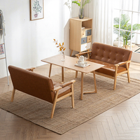 Ensemble de tables et chaises modernes en bois massif pour café et restaurant, avec couleur personnalisée pour usage en café et hôtel