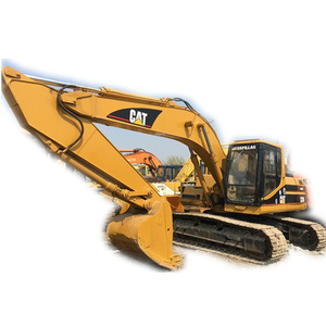 รถขุดตีนตะขาบ CAT 320B มือสอง รุ่นคลาสสิกขนาดกลาง พร้อมบุ้งกี๋ขนาด 0.92 ลบ.ม. สภาพการทำงานดี เหมาะสำหรับงานดินรบกวน - Product Image 1