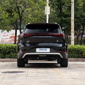 2024 nouveau BYD Tang DM-i hybride 5 portes 5 places SUV longue autonomie 95KM voiture électrique BYD Tang DM-i vente directe d'usine National VI - Product Image 5