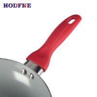Ensemble de casseroles antiadhésives rouges 4 pièces avec casserole, poêle et couvercle en verre pour la cuisine à domicile