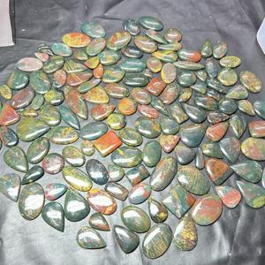 Cabochon de pierres précieuses en vrac de pierre de sang naturelle de qualité supérieure pour la fabrication de bijoux à partir de l'Inde - Product Image 3