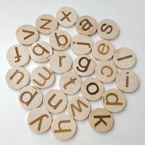 Série numérique de 26 lettres anglaises en bois sculpté de 13-30 mm <span class=keywords><strong>pour</strong></span> <span class=keywords><strong>l</strong></span>'éducation précoce <span class=keywords><strong>des</strong></span> enfants - Produits en bois - Product Image 3