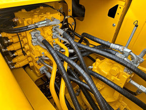 Excavatrice d'occasion Komatsu PC200 20 tonnes, modèle 2022, d'origine japonaise, certifiée EPA CE, machine de construction sur chenilles, moteur et engrenages - Product Image 6