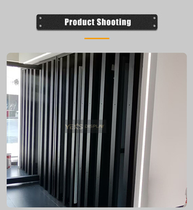 Exhibidor <span class=keywords><strong>de</strong></span> Puerta Extraíble YEK'S <span class=keywords><strong>de</strong></span> Tamaño Personalizado para Sala <span class=keywords><strong>de</strong></span> Exposiciones con Brazos Ajustables y Rieles Resistentes para Puertas Interiores <span class=keywords><strong>de</strong></span> Comercios - Product Image 5