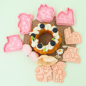 <span class=keywords><strong>Ferme</strong></span> série 3D dessin animé bricolage Animal <span class=keywords><strong>ferme</strong></span> Animation imprimé Biscuit moule en plastique <span class=keywords><strong>emporte</strong></span>-pièces pour faire des Biscuits uniques - Product Image 3