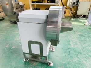 Machine à déchiqueter les fruits, le maïs et le lait des fabricants, coupe-gingembre et pommes de terre haute performance avec moteur intégré - Product Image 2