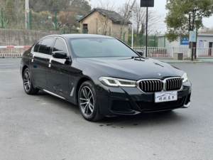 Modèle <span class=keywords><strong>2022</strong></span> de <span class=keywords><strong>BMW</strong></span> Série 5, 525Li M Sport Package, voiture à essence professionnelle, <span class=keywords><strong>prix</strong></span> d'exportation de voiture d'occasion relativement bas. - Product Image 3