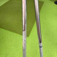 Vente en gros populaire Driver de golf réglable anti-torsion avec tête en acier inoxydable, plusieurs flex de shaft et housse de protection pour hommes