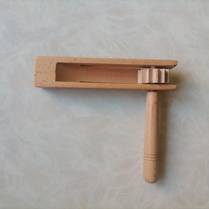 Commercio all'ingrosso strumento a percussione custom <span class=keywords><strong>noise</strong></span> <span class=keywords><strong>maker</strong></span> in legno di castanet cassa armonica batacchio a mano - Product Image 6