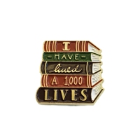Me encantan los libros prohibidos, amante de la lectura, beber té y leer libros, Pin de esmalte duro de Metal chapado en oro, Pin de Metal de fábrica personalizado a medida