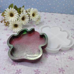 Moules de coulée en résine faits à la main pour bricolage ornements décoratifs Ins Style Silicone outils de bureau Santa moule - Product Image 1