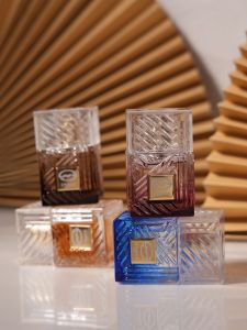 Fabricantes <span class=keywords><strong>de</strong></span> <span class=keywords><strong>Perfumes</strong></span> <span class=keywords><strong>de</strong></span> Oriente Medio que Ofrecen Fragancias Intensas y Duraderas <span class=keywords><strong>de</strong></span> Gran Venta - Disponibles <span class=keywords><strong>al</strong></span> <span class=keywords><strong>por</strong></span> <span class=keywords><strong>Mayor</strong></span> en Grandes Cantidades - Product Image 5