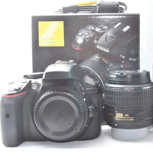 Appareil photo numérique reflex numérique HFT Professional D5300 + objectif 18-55 mm F/3.5-5.6G ED <span class=keywords><strong>VR</strong></span> II, format APS, vidéo Full HD 1080p pour la vente en gros - Product Image 1