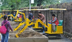 Mini <span class=keywords><strong>jouet</strong></span> multifonctionnel à jetons télécommandé de pelle de sable sur le thème de <span class=keywords><strong>Caterpillar</strong></span> pour des enfants - Product Image 5