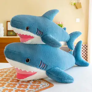 Vente en gros de poupée oreiller requin marin animal en peluche coussin de lit grand requin poupée en peluche cadeau d'anniversaire pour enfants