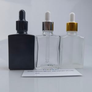 Botellas de Vidrio Cuadradas con Gotero de 15ml, 30ml, 50ml y 100ml para Aceites Esenciales con Tapa Dorada/Plateada - Product Image 1