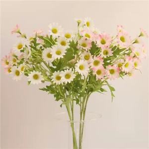 باقة من الزهور الأشياء الزخرفية خلفية الزفاف الزهور الاصطناعية ديكور الزفاف البابونج ديزي - Product Image 5