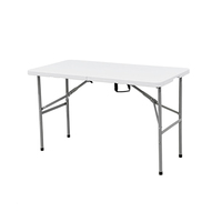 Table pliante rectangulaire en plastique de 4 pieds, légère et portable, idéale pour les événements (vente en gros)
