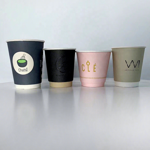 Salle VIP, sorbet artisanal, petit, élégant, pour nettoyer le palais ou comme amuse-gueule, style luxueux, gobelets avec couvercles, couvercles noirs - Product Image 1