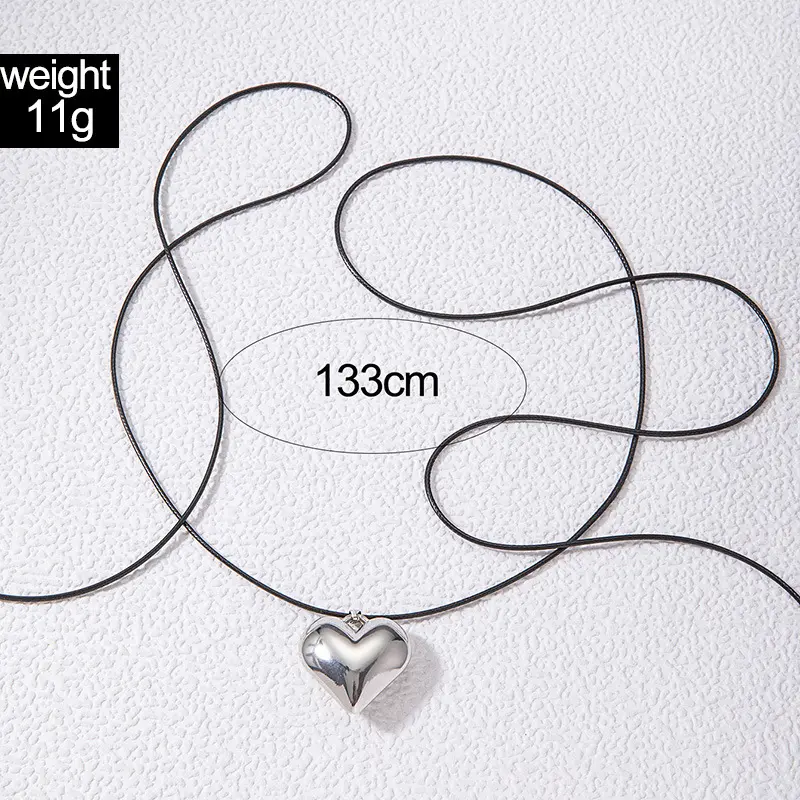 Europe and the United States cross-border fashion love pendant black can be drawn high-level bow necklace