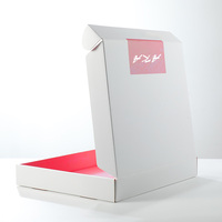 Boîtes rigides en carton pour vêtements de boutique en gros, avec laminage mat, recyclables, économiques pour l'expédition
