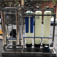Système de filtration d'eau domestique par osmose inverse en fibre de verre 500 LPH économique avec adoucisseur d'eau pour la production d'eau pure