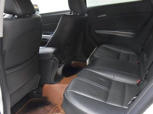 Venta al por Mayor de Honda Civic 2011-2015, Alta Calidad, Eficiente en Combustible, Asientos de Cuero Automáticos, Techo Solar, Auto Usado de Moda - Product Image 4