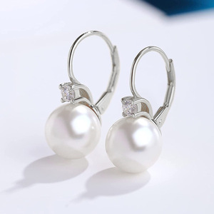Orecchini Pendenti Stile Perla con Zirconia Cubica per Donne, Eleganti Gioielli di Moda Quotidiana - Product Image 3