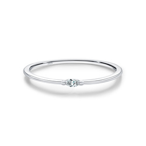 Anillo Minimalista de Plata S925 con Banda Trenzada y Circonita Cúbica, Elegante para Uso Diario - Product Image 1