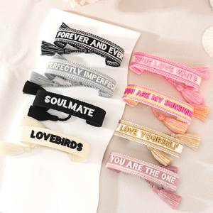 Pulsera bordada con texto estereoscópico 3D LOVE YOURSELF LOVEBIRDS pulsera de la Amistad pulsera de borla hecha a mano al por mayor - Product Image 4